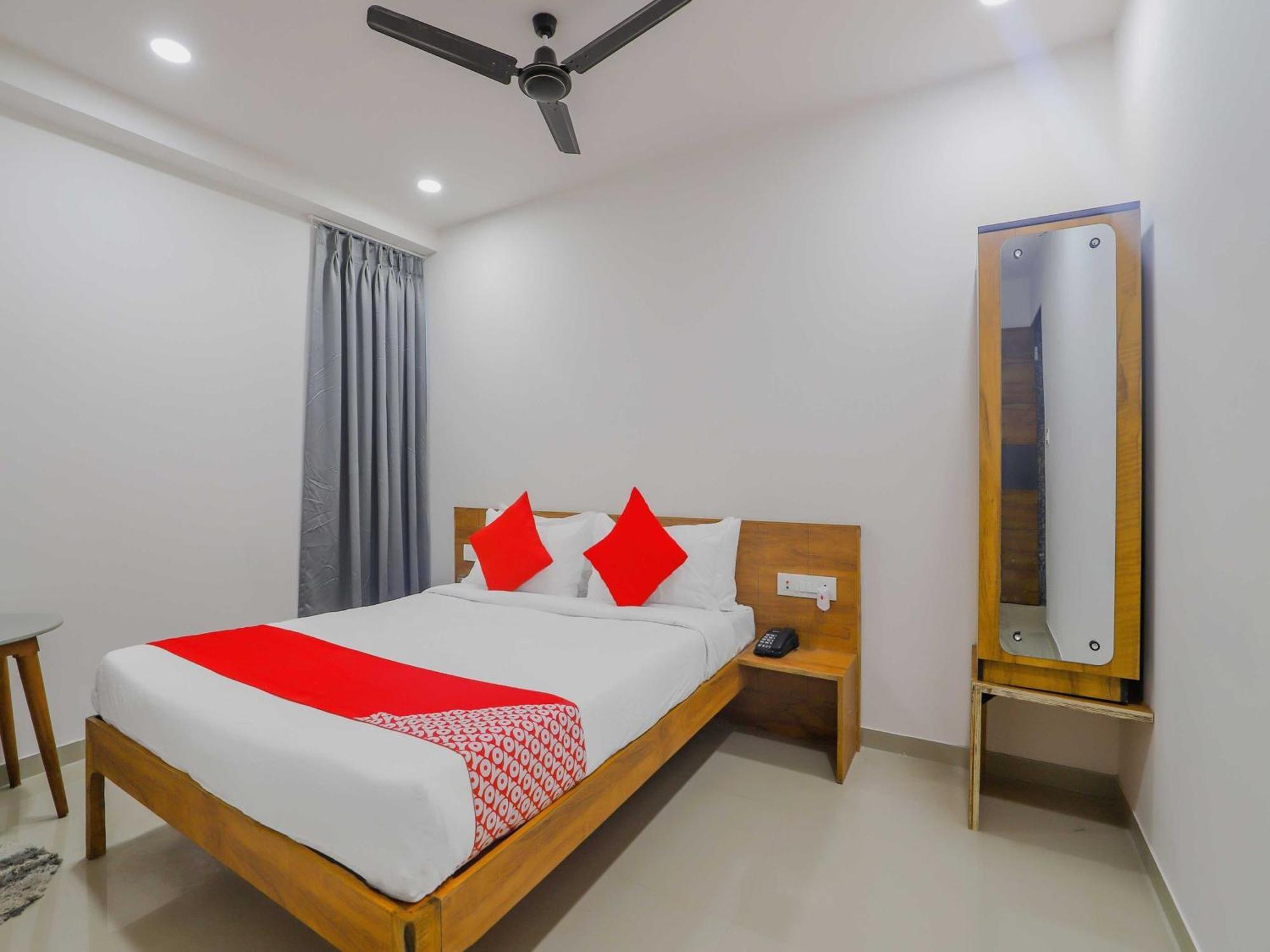 Hotel O Casa Marina Bhatha Екстериор снимка