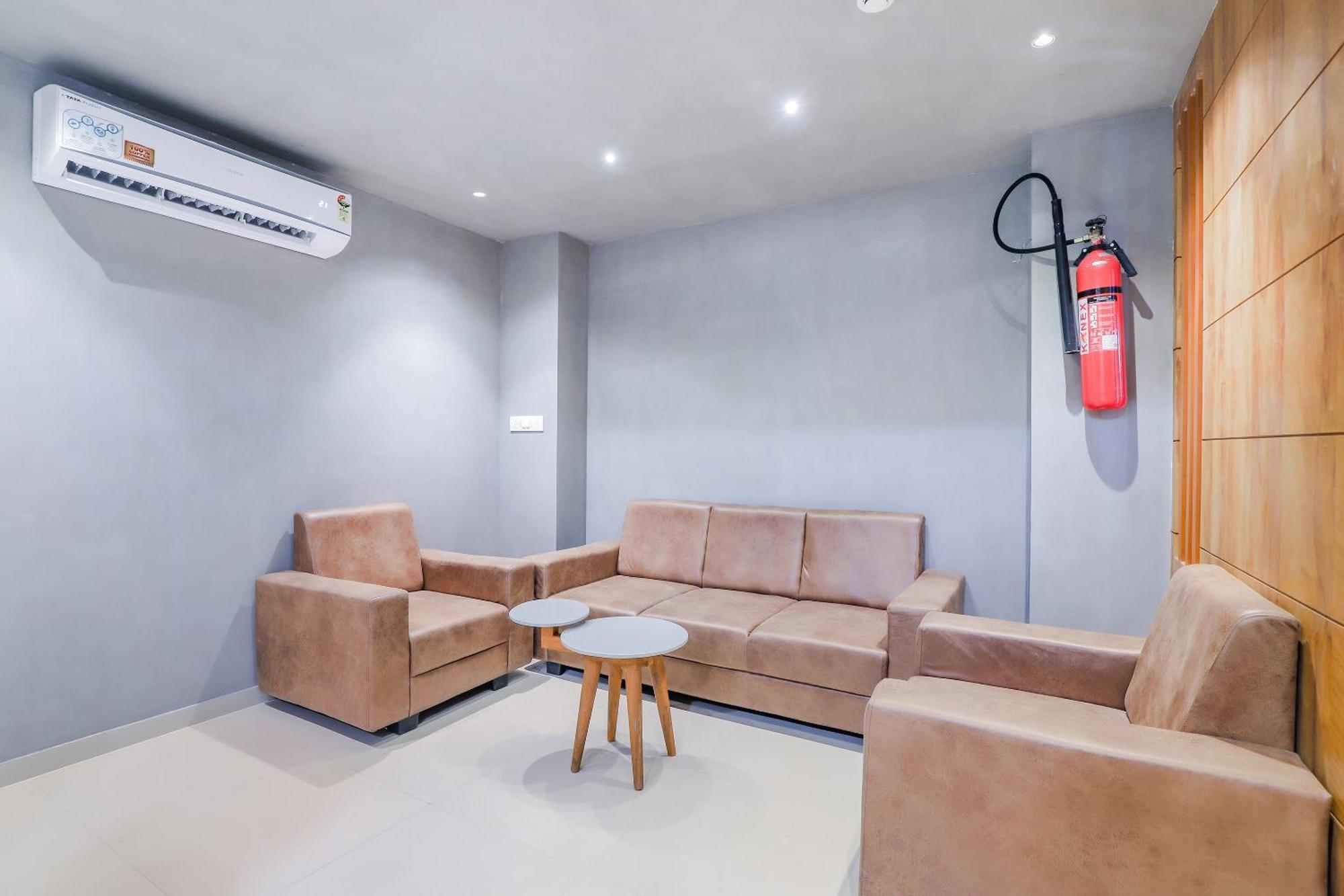 Hotel O Casa Marina Bhatha Екстериор снимка